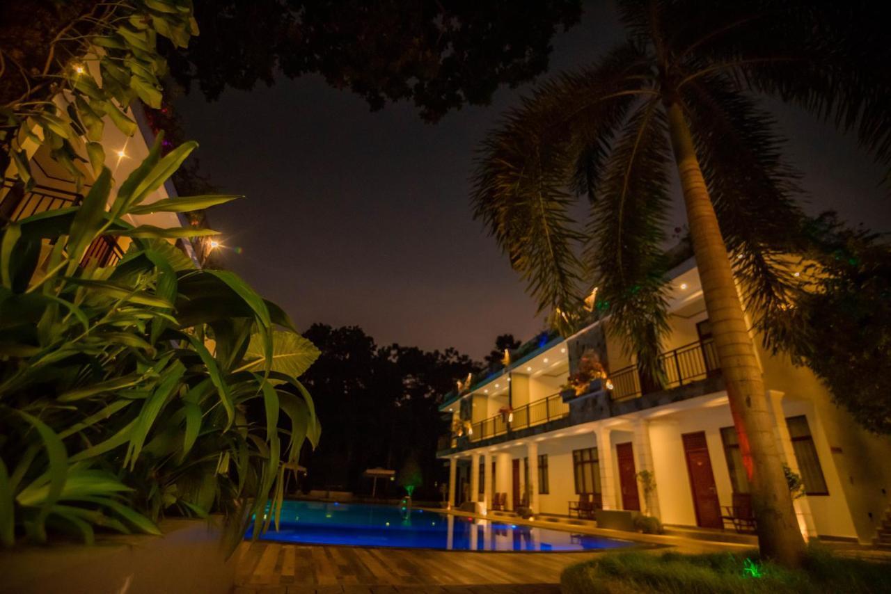 Royal Reach Udawalawe Hotel Kültér fotó