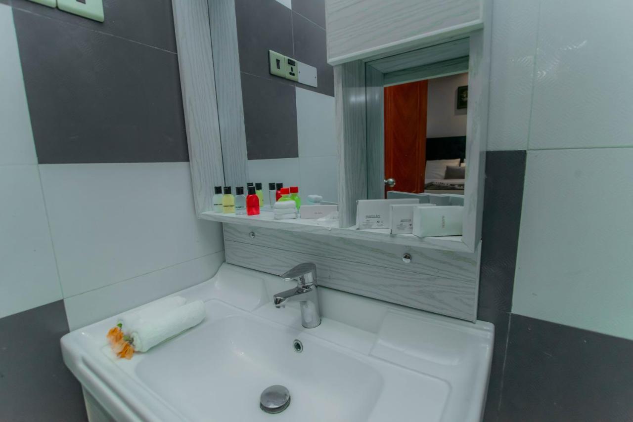 Royal Reach Udawalawe Hotel Kültér fotó