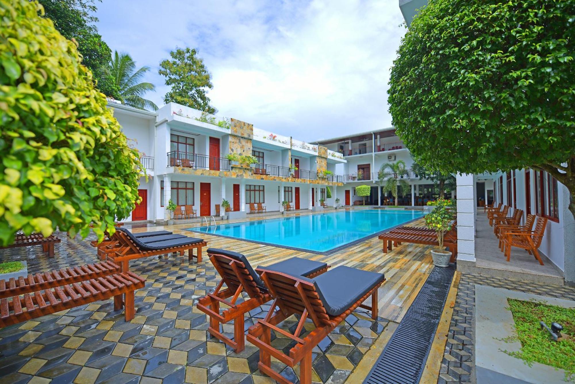 Royal Reach Udawalawe Hotel Kültér fotó
